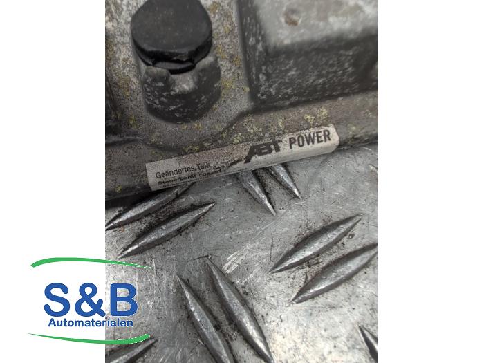 Boordcomputer van een Skoda Octavia Combi (1Z5) 1.4 TSI 16V 2010