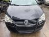 Volkswagen Polo IV (9N1/2/3) 1.4 16V Grille
