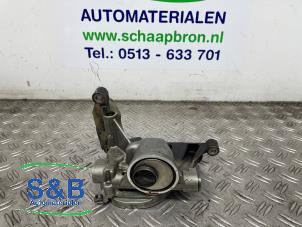 Gebruikte Oliepomp Volkswagen Passat (3B2) 2.8 30V Syncro/4Motion Prijs € 65,00 Margeregeling aangeboden door Schaap & Bron