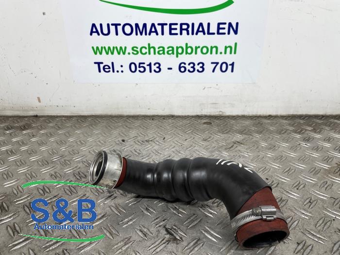Gebruikte Intercooler Buis Audi A4 Avant (B7) 2.0 TDI 16V Prijs € 49,99 Margeregeling aangeboden door Schaap & Bron