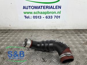 Gebruikte Intercooler Buis Audi A4 Avant (B7) 2.0 TDI 16V Prijs € 49,99 Margeregeling aangeboden door Schaap & Bron