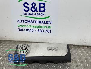 Gebruikte Luchtfilterhuis Volkswagen Golf V (1K1) 2.0 FSI 16V Prijs € 20,00 Margeregeling aangeboden door Schaap & Bron