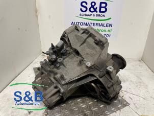 Gebruikte Versnellingsbak Volkswagen Golf V (1K1) 1.6 FSI 16V Prijs € 399,00 Margeregeling aangeboden door Schaap & Bron