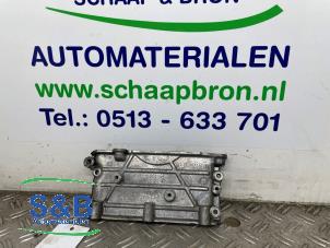 Gebruikte Afdekplaat motor Volkswagen Touareg (7PA/PH) 3.0 TDI V6 24V Prijs € 20,00 Margeregeling aangeboden door Schaap & Bron