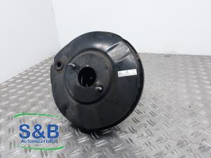 Gebruikte Rembekrachtiger Volkswagen Golf V (1K1) 1.4 16V Prijs € 60,00 Margeregeling aangeboden door Schaap & Bron