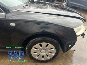 Gebruikte Scherm rechts-voor Audi A6 (C6) 2.4 V6 24V Prijs € 79,99 Margeregeling aangeboden door Schaap & Bron