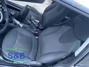 Gebruikte Voorstoel links Mini Mini (R56) 1.4 16V One Prijs € 75,00 Margeregeling aangeboden door Schaap & Bron