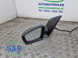 Gebruikte Buitenspiegel links Volkswagen Polo V (6R) 1.4 TDI 12V 90 Prijs € 64,99 Margeregeling aangeboden door Schaap & Bron