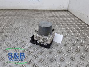 Gebruikte ABS Pomp Citroen C4 Coupé (LA) 1.4 16V Prijs € 49,99 Margeregeling aangeboden door Schaap & Bron