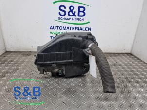 Gebruikte Luchtfilterhuis Audi Cabrio (B4) 2.0 E Prijs € 149,99 Margeregeling aangeboden door Schaap & Bron