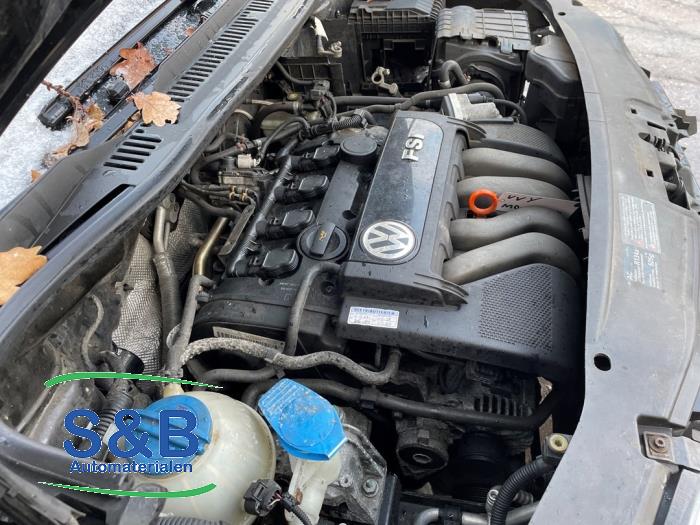 Gebruikte Motor Volkswagen Touran (1T1/T2) 2.0 FSI 16V Prijs € 599,00 Margeregeling aangeboden door Schaap & Bron