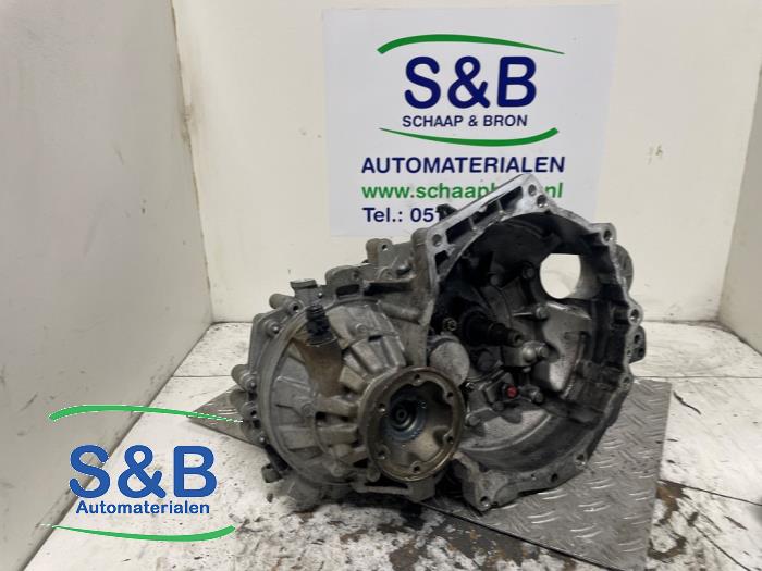 Gebruikte Versnellingsbak Volkswagen New Beetle (1Y7) 1.6 Prijs € 250,00 Margeregeling aangeboden door Schaap & Bron