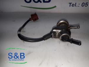 Gebruikte Verstuiver (diesel) Volkswagen Beetle (16AB) 2.0 TDI 16V Prijs € 100,00 Margeregeling aangeboden door Schaap & Bron