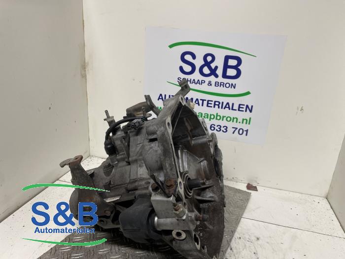 Gebruikte Versnellingsbak Honda FR-V (BE) 1.7 16V Prijs € 199,00 Margeregeling aangeboden door Schaap & Bron