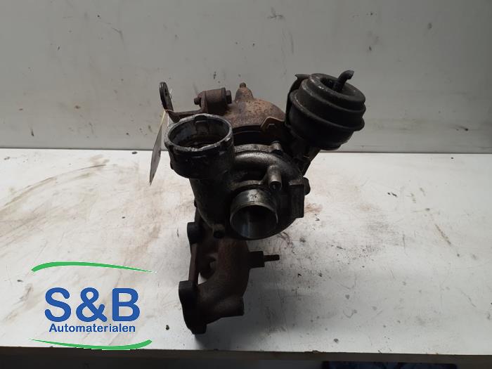 Gebruikte G-lader Volkswagen Golf IV (1J1) 1.9 TDI 100 Prijs € 175,00 Margeregeling aangeboden door Schaap & Bron
