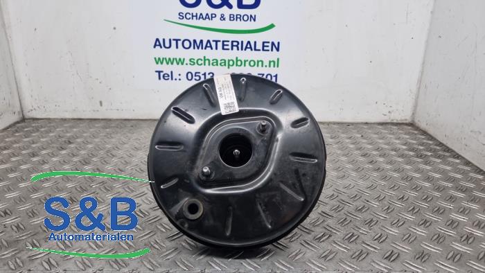 Gebruikte Rembooster Volkswagen Polo VI (AW1) 1.0 TSI 12V Prijs € 49,99 Margeregeling aangeboden door Schaap & Bron