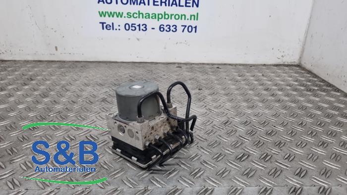 Gebruikte ABS Pomp Volkswagen Caddy Alltrack 2.0 TDI 150 Prijs € 224,99 Margeregeling aangeboden door Schaap & Bron
