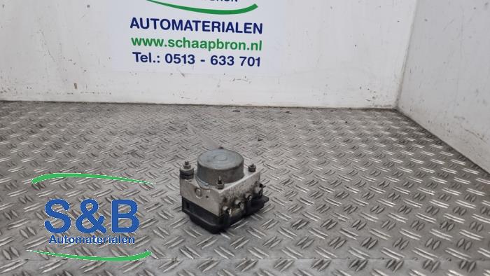 Gebruikte ABS Pomp Renault Clio III Estate/Grandtour (KR) 1.5 dCi 85 Prijs € 29,99 Margeregeling aangeboden door Schaap & Bron
