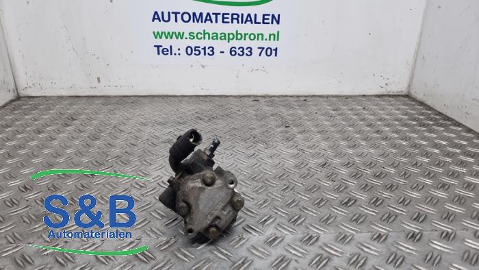 Gebruikte Pomp Servo Porsche Cayenne (9PA) 3.2 V6 24V Prijs € 149,99 Margeregeling aangeboden door Schaap & Bron
