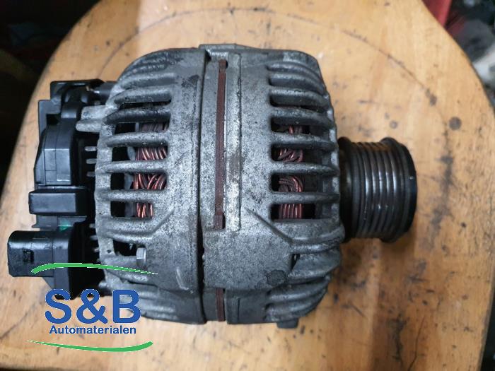 Gebruikte Dynamo Volkswagen Polo V (6R) 1.2 TSI Prijs € 75,00 Margeregeling aangeboden door Schaap & Bron