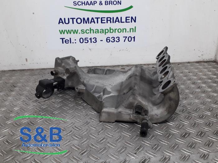 Gebruikte Inlaatspruitstuk Volkswagen Golf III (1H1) 2.8 VR6 Prijs € 50,00 Margeregeling aangeboden door Schaap & Bron
