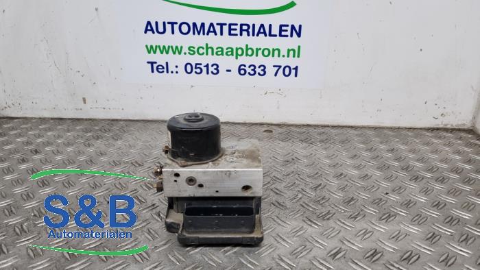 Gebruikte ABS Pomp Volvo V70 (SW) 2.4 20V 140 Prijs € 115,00 Margeregeling aangeboden door Schaap & Bron