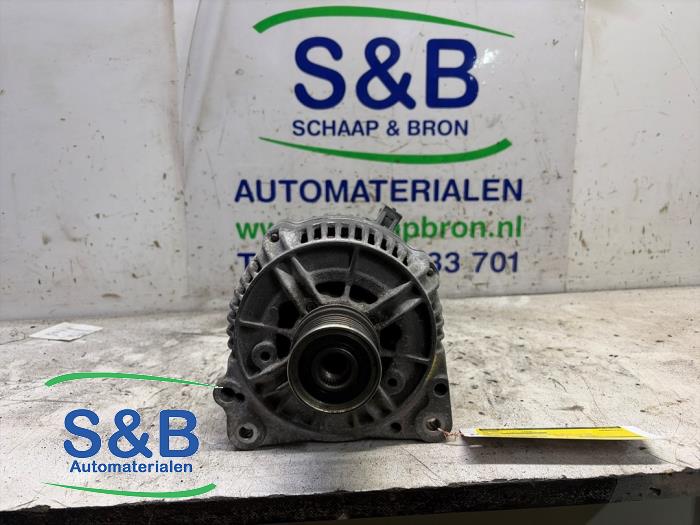 Gebruikte Alternator Volkswagen Golf III (1H1) 1.9 TDI Prijs € 70,00 Margeregeling aangeboden door Schaap & Bron