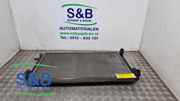 Gebruikte Radiateur Volkswagen Eos (1F7/F8) 2.0 FSI 16V Prijs € 35,00 Margeregeling aangeboden door Schaap & Bron