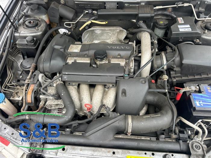 Gebruikte Motor Volvo V40 (VW) 2.0 16V Turbo Prijs € 400,00 Margeregeling aangeboden door Schaap & Bron