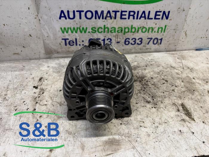 Gebruikte Dynamo Volkswagen Transporter T5 2.5 TDi Prijs € 100,00 Margeregeling aangeboden door Schaap & Bron