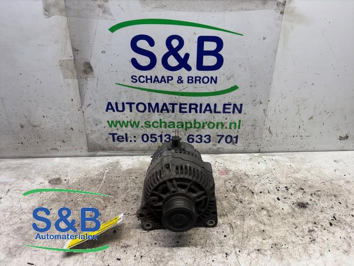 Gebruikte Dynamo Volkswagen Polo III (6N2) 1.7 SDI Prijs € 39,99 Margeregeling aangeboden door Schaap & Bron