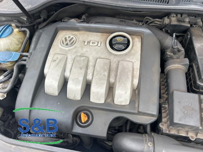 Gebruikte Motor Volkswagen Golf V (1K1) 1.9 TDI Prijs € 350,00 Margeregeling aangeboden door Schaap & Bron