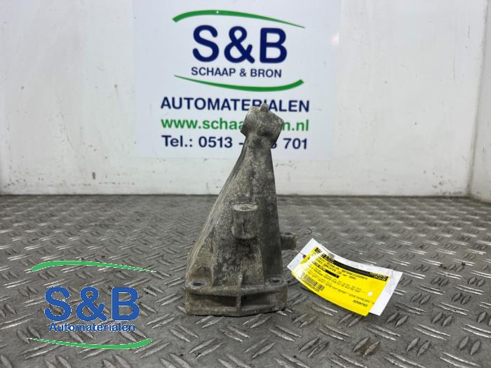 Gebruikte Motorsteun Mercedes Sprinter 3t (906.61) 211 CDI 16V Prijs € 25,00 Margeregeling aangeboden door Schaap & Bron