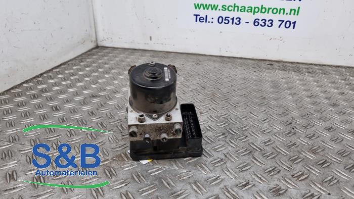 Gebruikte ABS Pomp Citroen C5 II Berline (RC) 1.8 16V Prijs € 49,99 Margeregeling aangeboden door Schaap & Bron