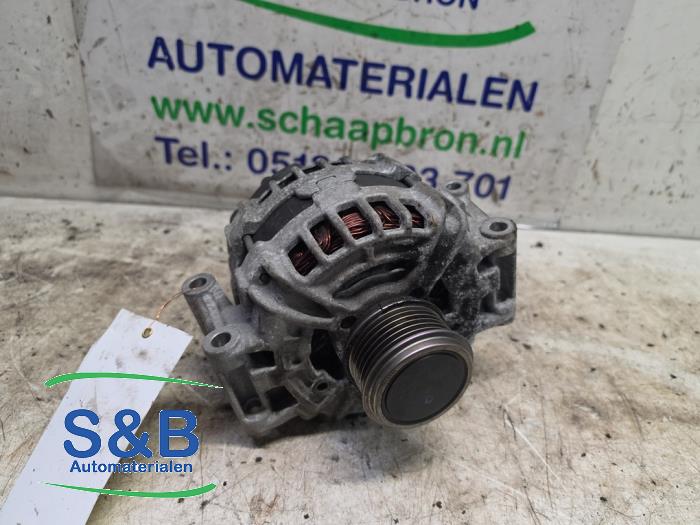 Gebruikte Dynamo Seat Leon (5FB) 1.8 TSI Ecomotive 16V Prijs € 75,00 Margeregeling aangeboden door Schaap & Bron