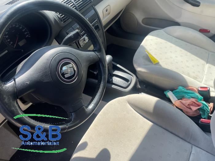 Gebruikte Versnellingspook Seat Toledo (1M2) 1.8 20V Prijs € 75,00 Margeregeling aangeboden door Schaap & Bron