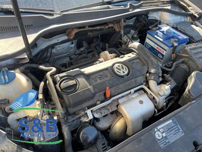 Gebruikte Versnellingsbak Volkswagen Golf VI (5K1) 1.4 TSI 122 16V Prijs € 399,00 Margeregeling aangeboden door Schaap & Bron