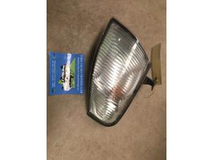 Gebruikte Knipperlicht links Mazda 323 P (BA15) Prijs € 9,50 Margeregeling aangeboden door F. van den Mosselaar autodemontage