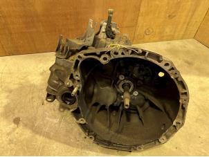 Gebruikte Versnellingsbak Renault Megane II Grandtour (KM) 1.9 dCi 115 Prijs € 200,00 Margeregeling aangeboden door F. van den Mosselaar autodemontage