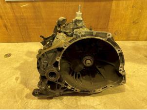 Gebruikte Versnellingsbak Ford Focus 1 Wagon 1.8 TDdi Prijs € 125,00 Margeregeling aangeboden door F. van den Mosselaar autodemontage