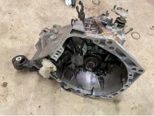 Gebruikte Versnellingsbak Peugeot 108 1.0 12V Prijs € 150,00 Margeregeling aangeboden door F. van den Mosselaar autodemontage