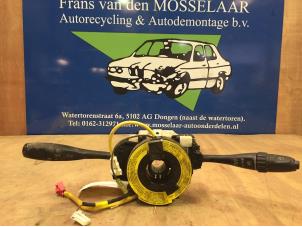 Gebruikte Schakelaar Stuurkolom (licht) Mitsubishi Carisma 1.6i 16V Prijs € 25,00 Margeregeling aangeboden door F. van den Mosselaar autodemontage