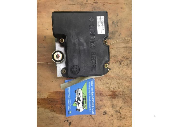 Gebruikte ABS Pomp Suzuki Baleno (GC/GD) 1.6 16V Prijs € 45,00 Margeregeling aangeboden door F. van den Mosselaar autodemontage