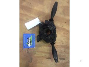 Gebruikte Combischakelaar Stuurkolom Ford Focus 1 Wagon 1.6 16V Prijs € 20,00 Margeregeling aangeboden door F. van den Mosselaar autodemontage