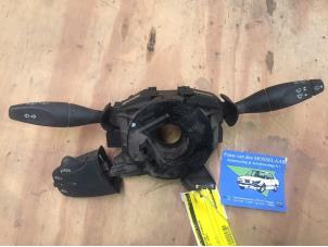 Gebruikte Combischakelaar Stuurkolom Ford Focus 1 Wagon 1.4 16V Prijs € 25,00 Margeregeling aangeboden door F. van den Mosselaar autodemontage