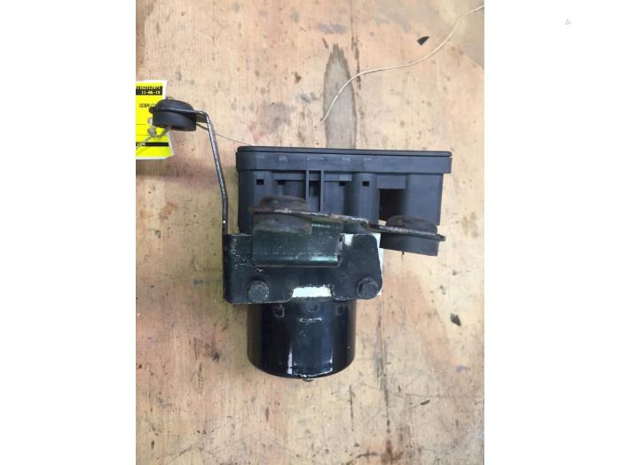 Gebruikte ABS Pomp Audi A3 (8L1) 1.9 TDI 130 Prijs € 35,00 Margeregeling aangeboden door F. van den Mosselaar autodemontage