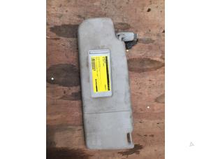 Gebruikte Zonneklep Volkswagen Golf IV (1J1) Prijs € 10,00 Margeregeling aangeboden door F. van den Mosselaar autodemontage