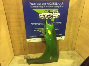 Gebruikte Spatbord links-voor Seat Arosa (6H1) 1.4 MPi Prijs € 35,00 Margeregeling aangeboden door F. van den Mosselaar autodemontage