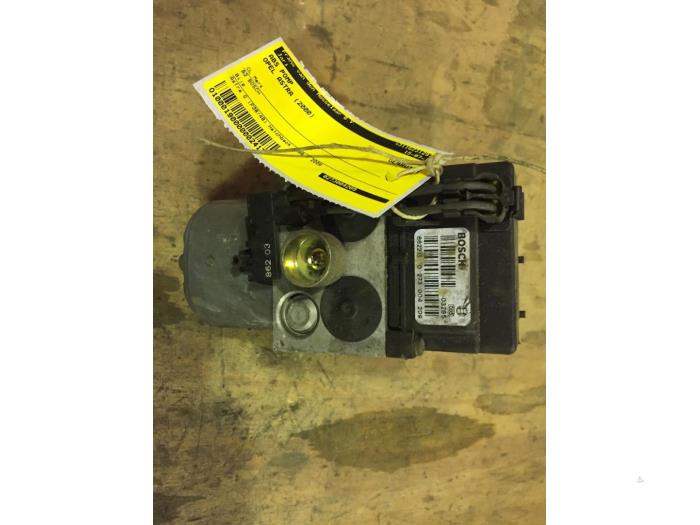 Gebruikte ABS Pomp Opel Astra G (F08/48) 1.6 Prijs € 15,00 Margeregeling aangeboden door F. van den Mosselaar autodemontage