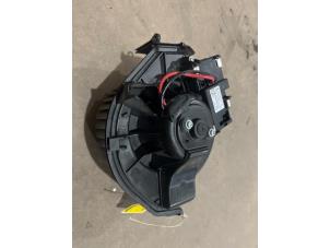 Gebruikte Kachel Ventilatiemotor Audi A6 Avant (C6) 2.7 TDI V6 24V Prijs € 50,00 Margeregeling aangeboden door F. van den Mosselaar autodemontage